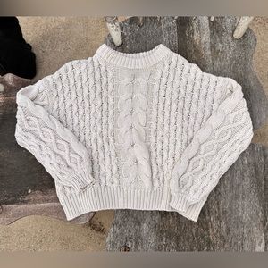 VINTAGE KNITTED SWEATER